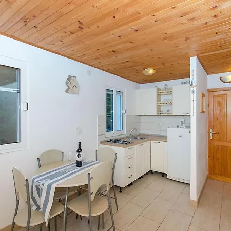 Holiday home House Ule Zrnovo